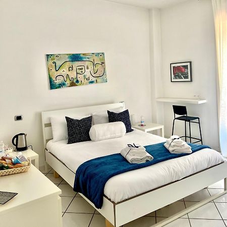 Suite 84 Holiday Home Salerno Exterior photo