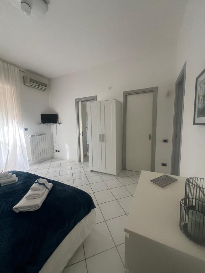 Suite 84 Holiday Home Salerno Exterior photo