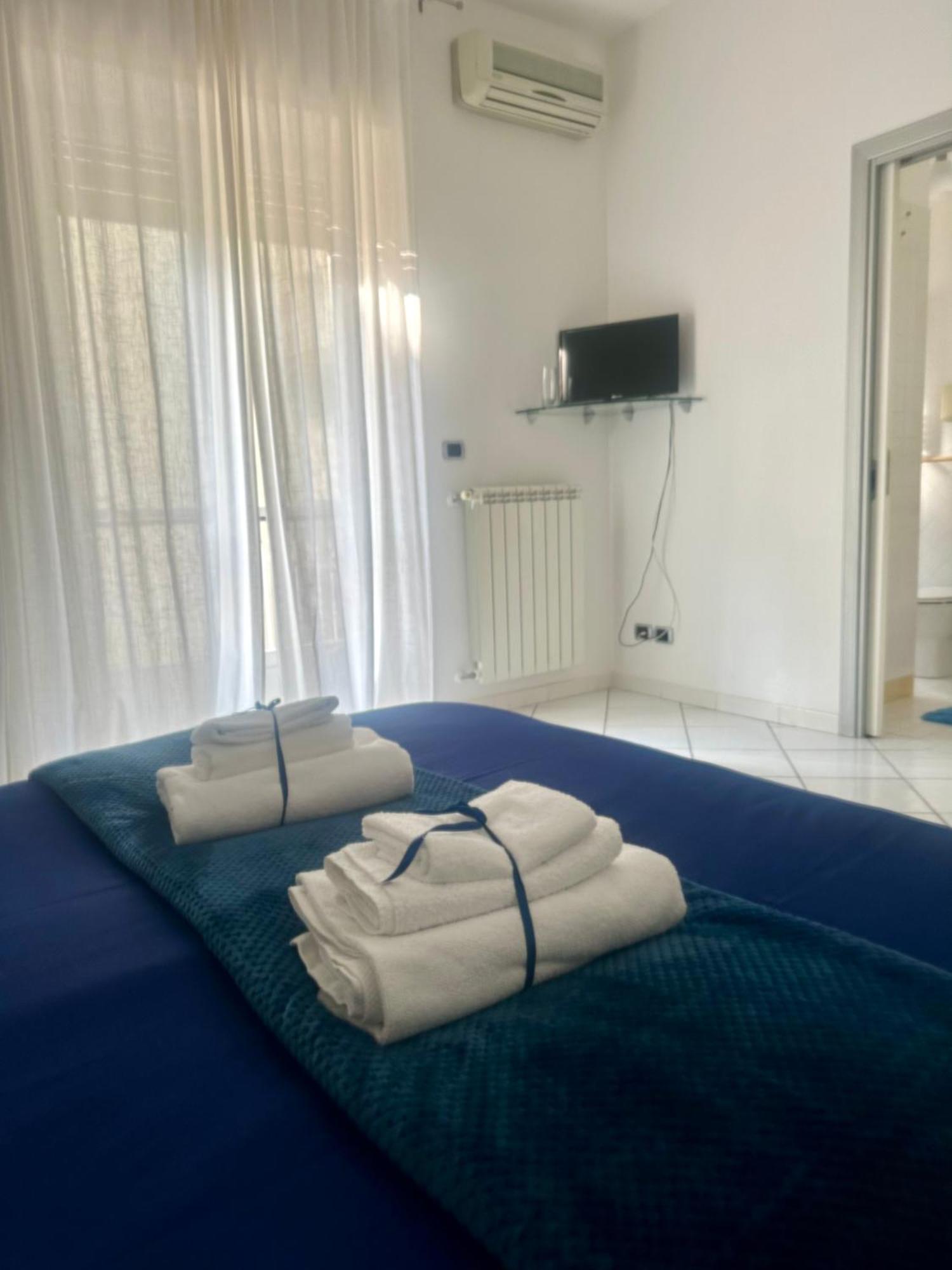 Suite 84 Holiday Home Salerno Exterior photo